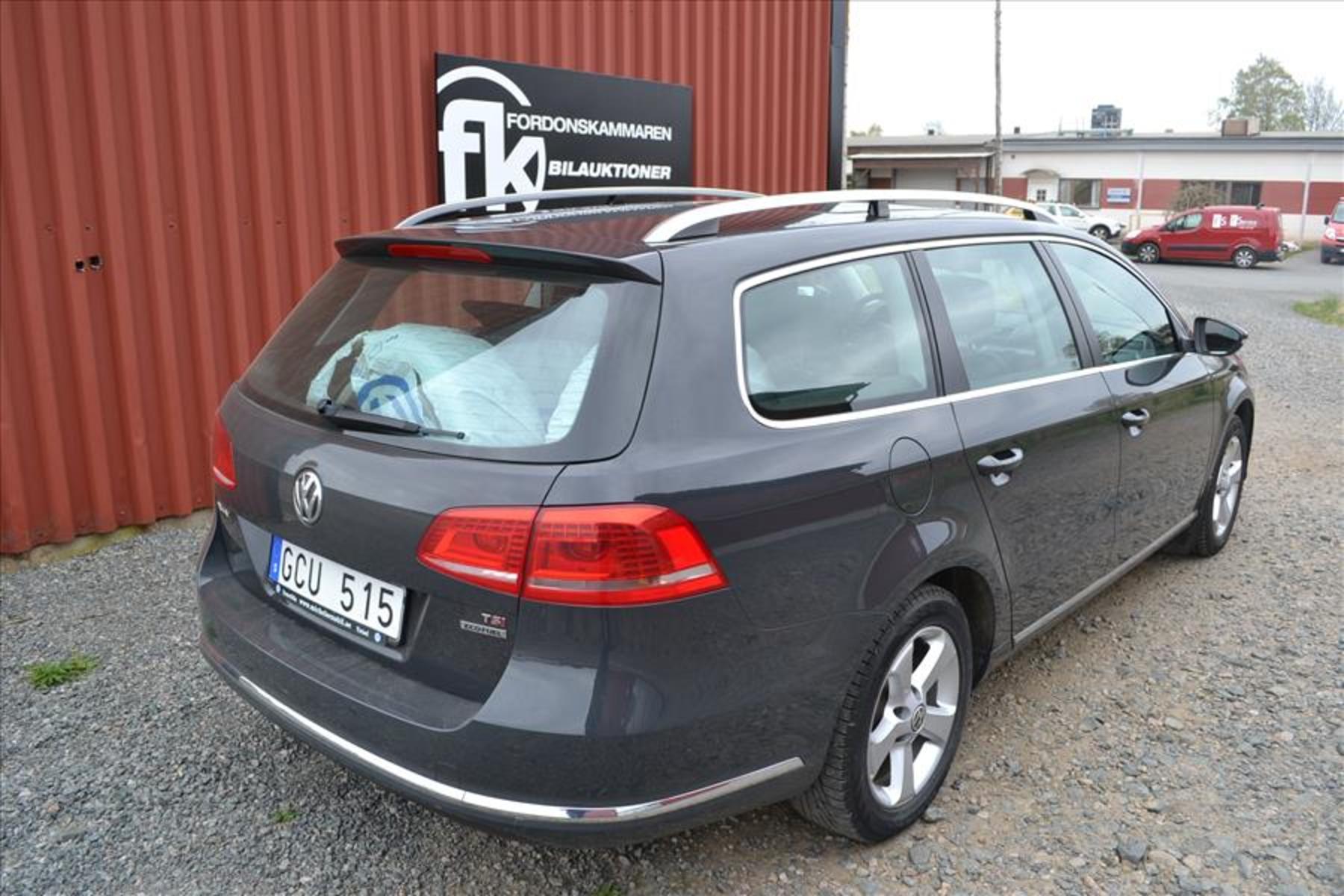 VW Passat 1.4 TSI EcoFuel Variant Premium -11