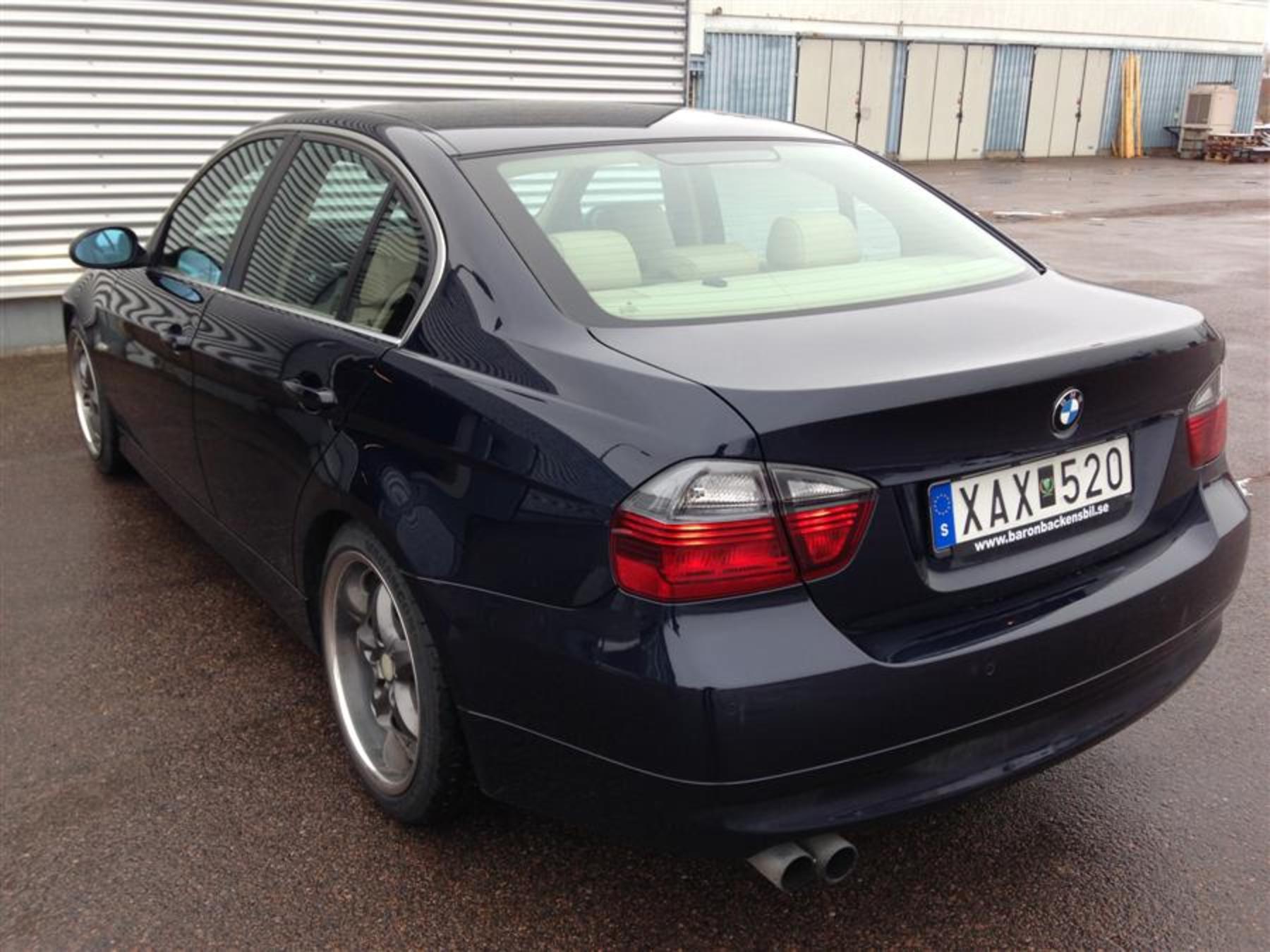 Bmw e90 325i
